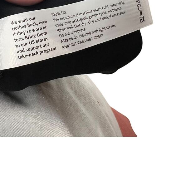 Eileen Fisher Pullover Blouse‎ Top Long Sleeve Mock Neck Silk Black Size XXS - Picture 13 of 13